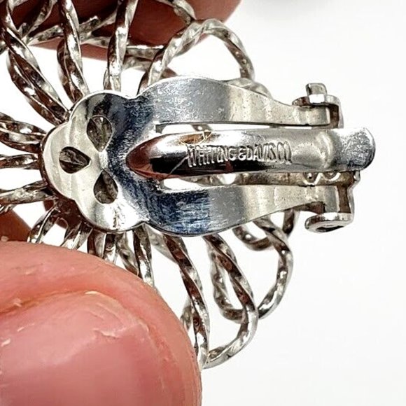 Vintage 1970s Whiting & Davis Silver Tone Pinwheel Brooch & Clip On Earring Set - Picture 3 of 3